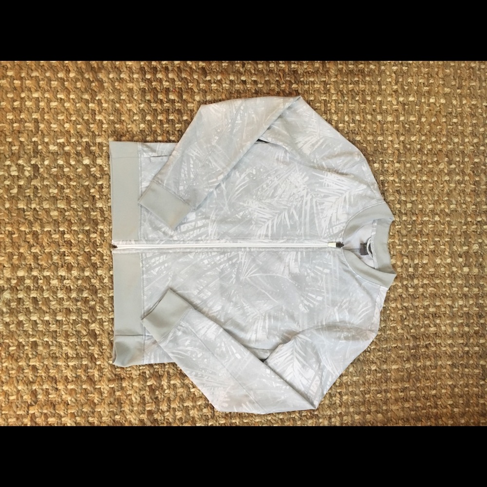 NWOT OLD NAVY ACTIVE JACKET